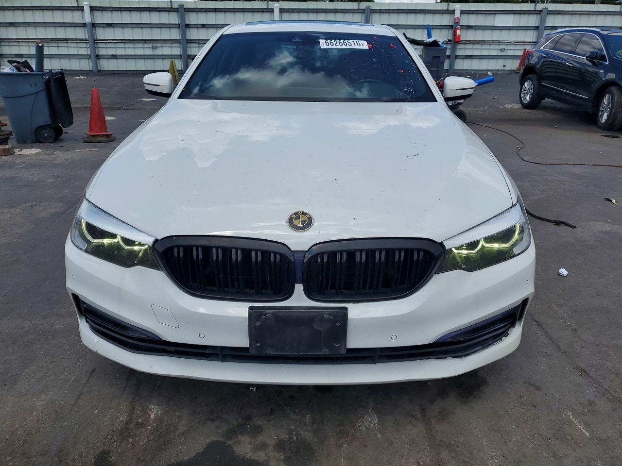 2019 BMW 540 I - zdjęcie 5