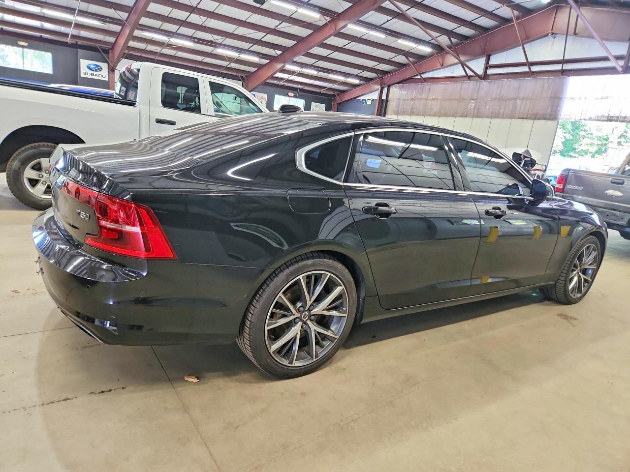 2018 Volvo S90 T5 Momentum - zdjęcie 3