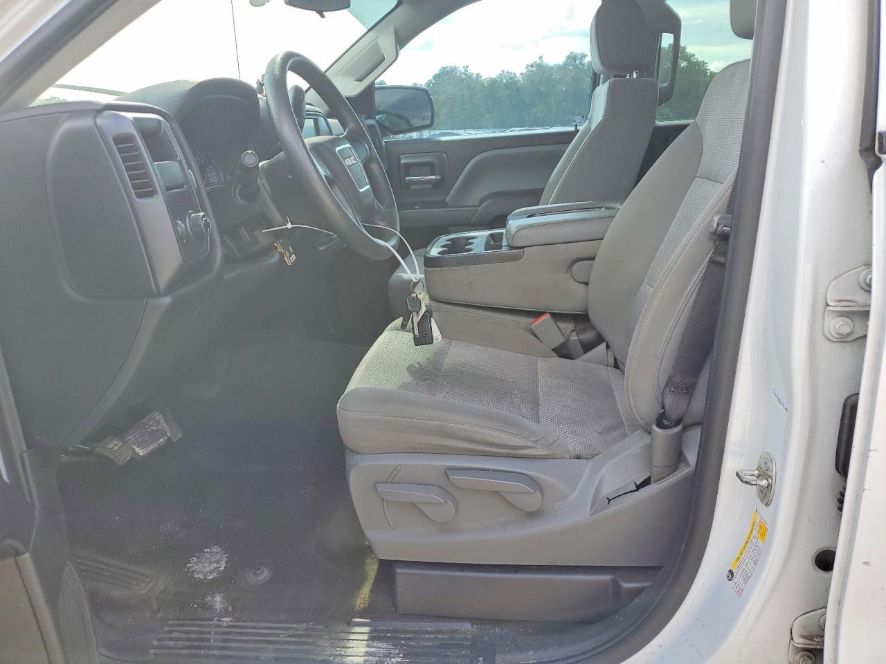 2018 GMC Sierra C1500 - zdjęcie 7