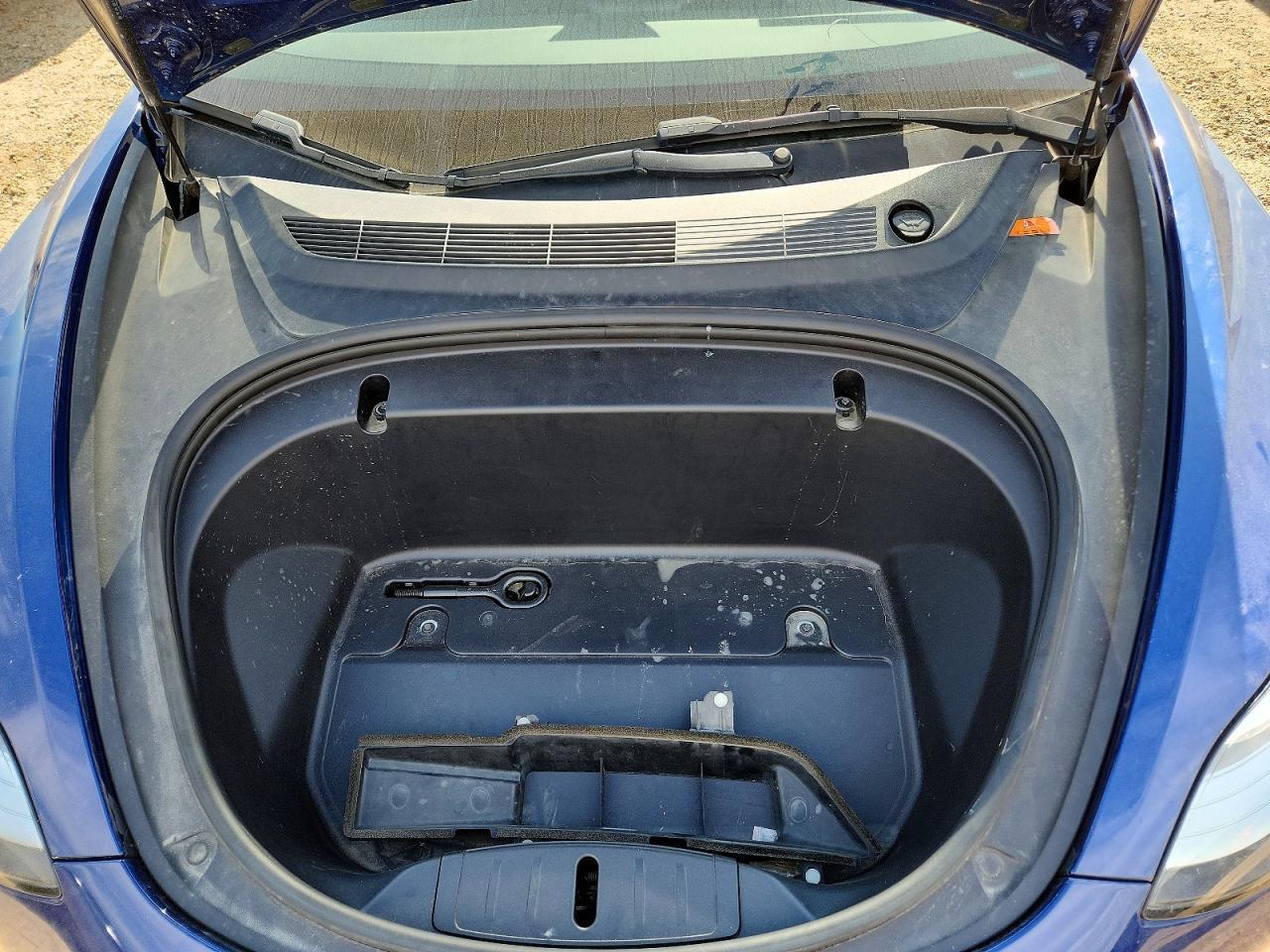 2020 Tesla Model 3 - zdjęcie 11