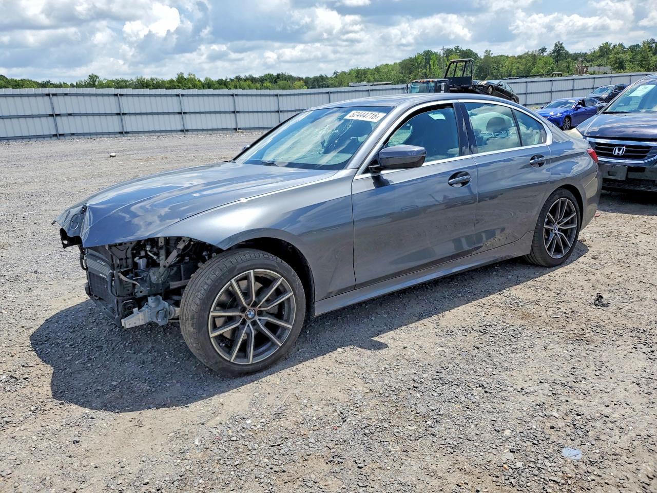BMW Seria 3 - zdjęcie 1