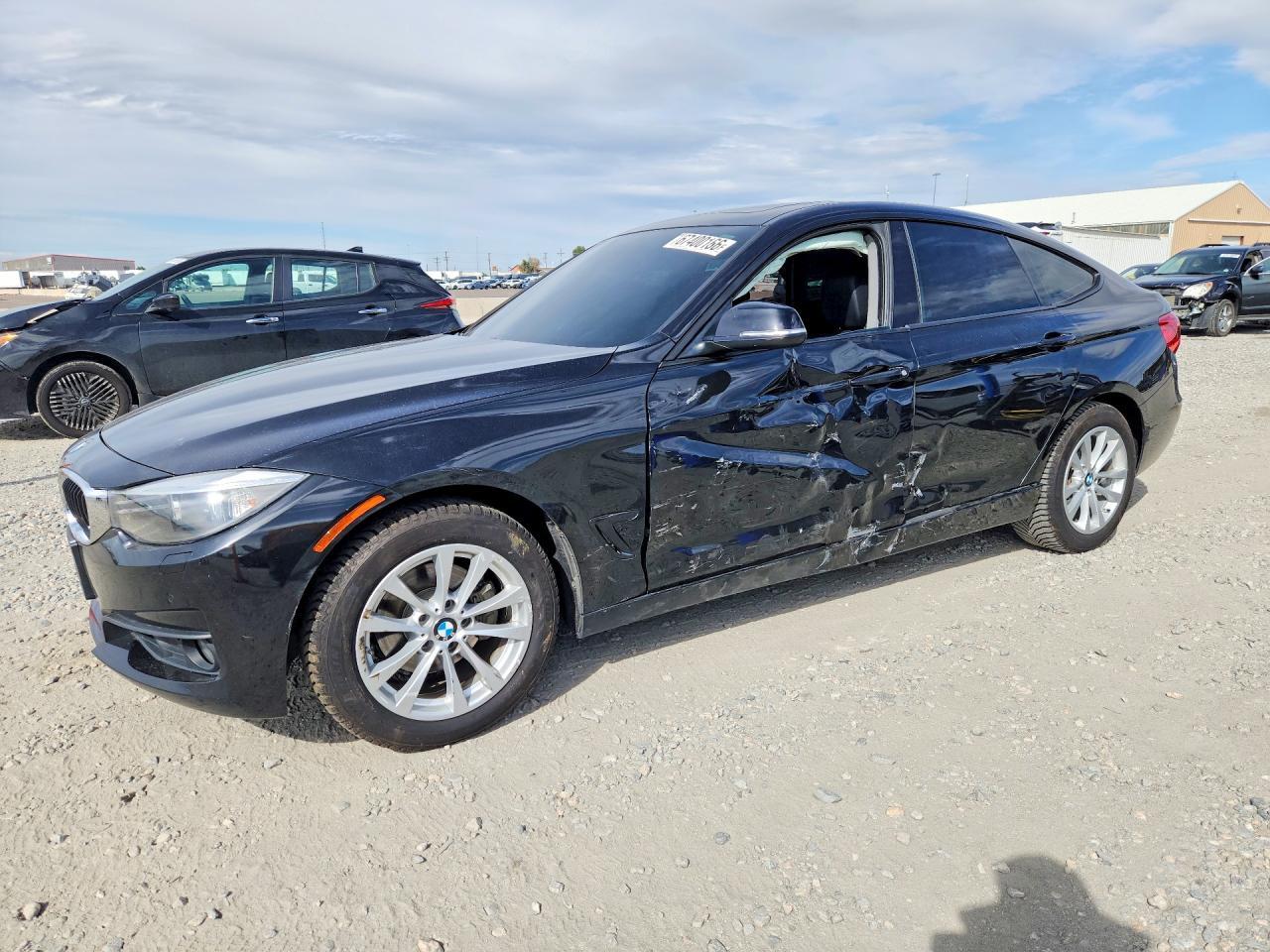 2015 BMW Seria 3 328i - zdjęcie główne