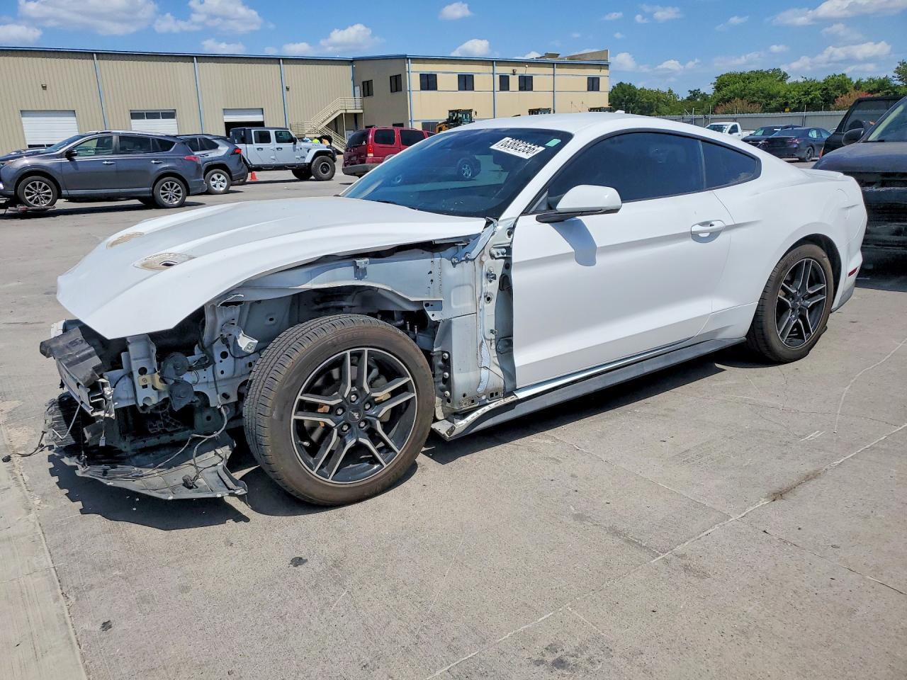2021 Ford Mustang - zdjęcie główne