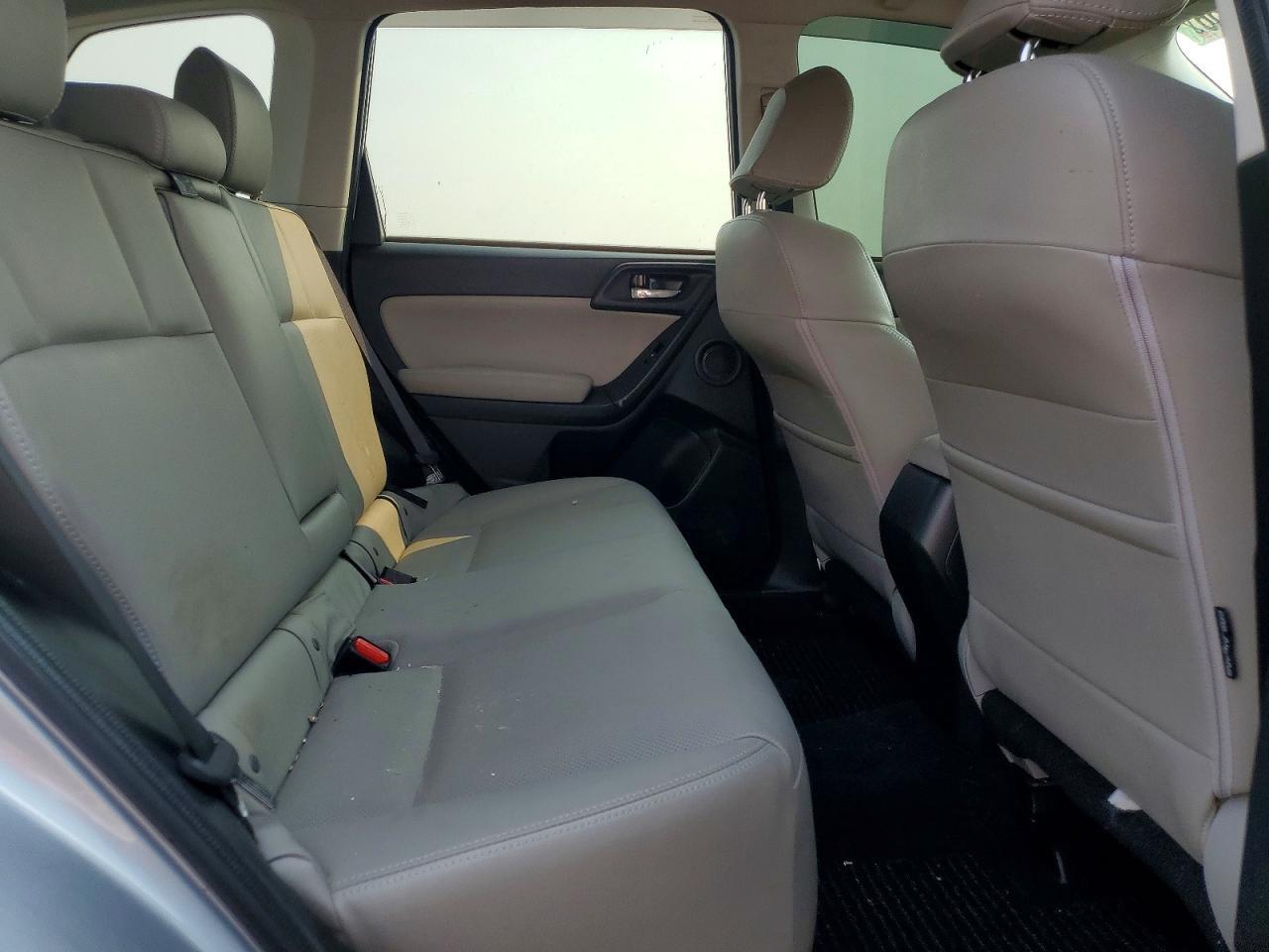 2016 Subaru Forester 2.5I Limited - zdjęcie 11