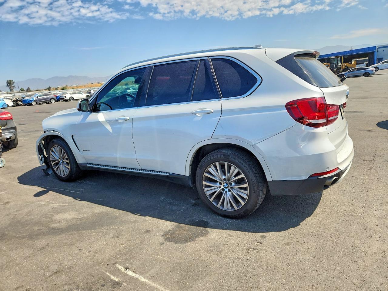 2016 BMW X5 xDrive35I - zdjęcie 2