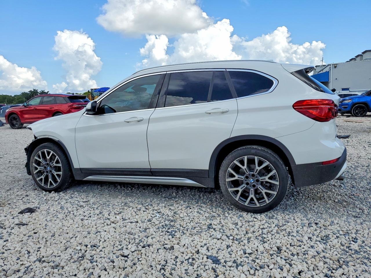 2021 BMW X1 Sdrive28I - zdjęcie 2