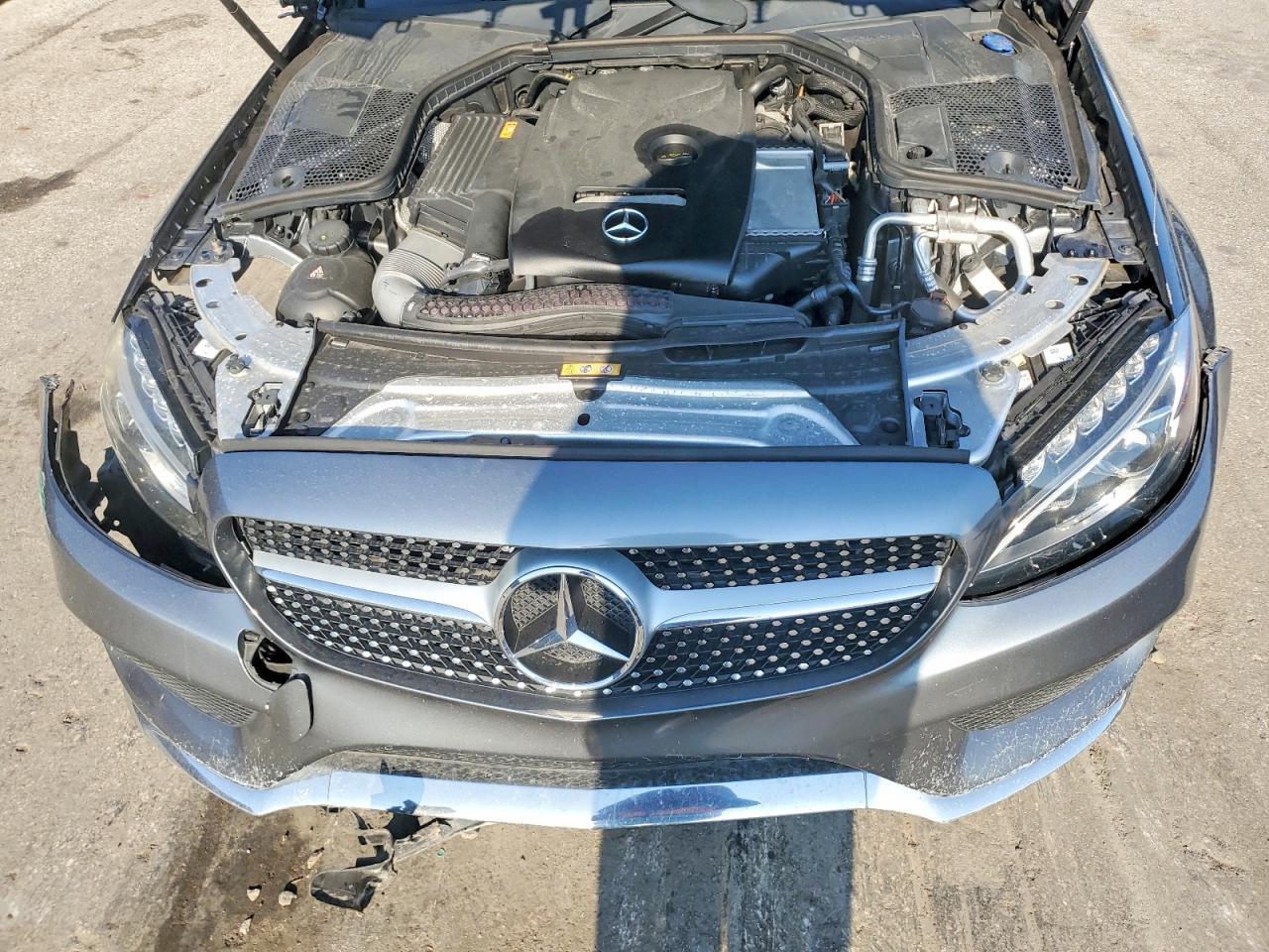 2018 Mercedes-Benz C 300 - zdjęcie 11