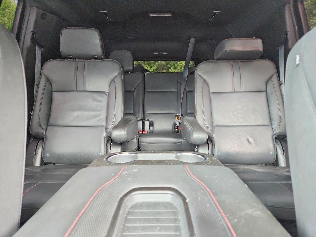 2024 Chevrolet Suburban K1500 Rst - zdjęcie 10