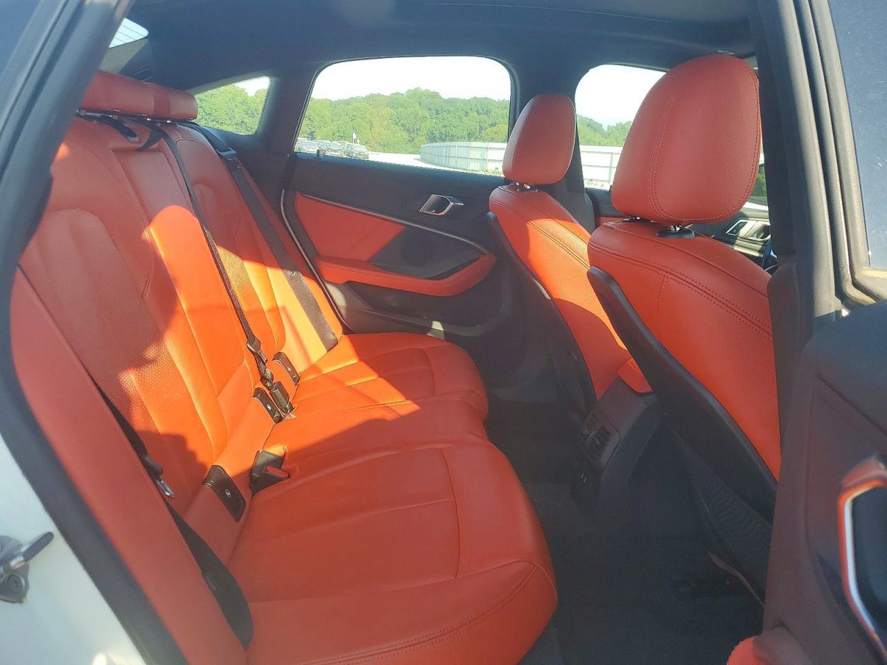2020 BMW Seria 2 M235i - zdjęcie 10
