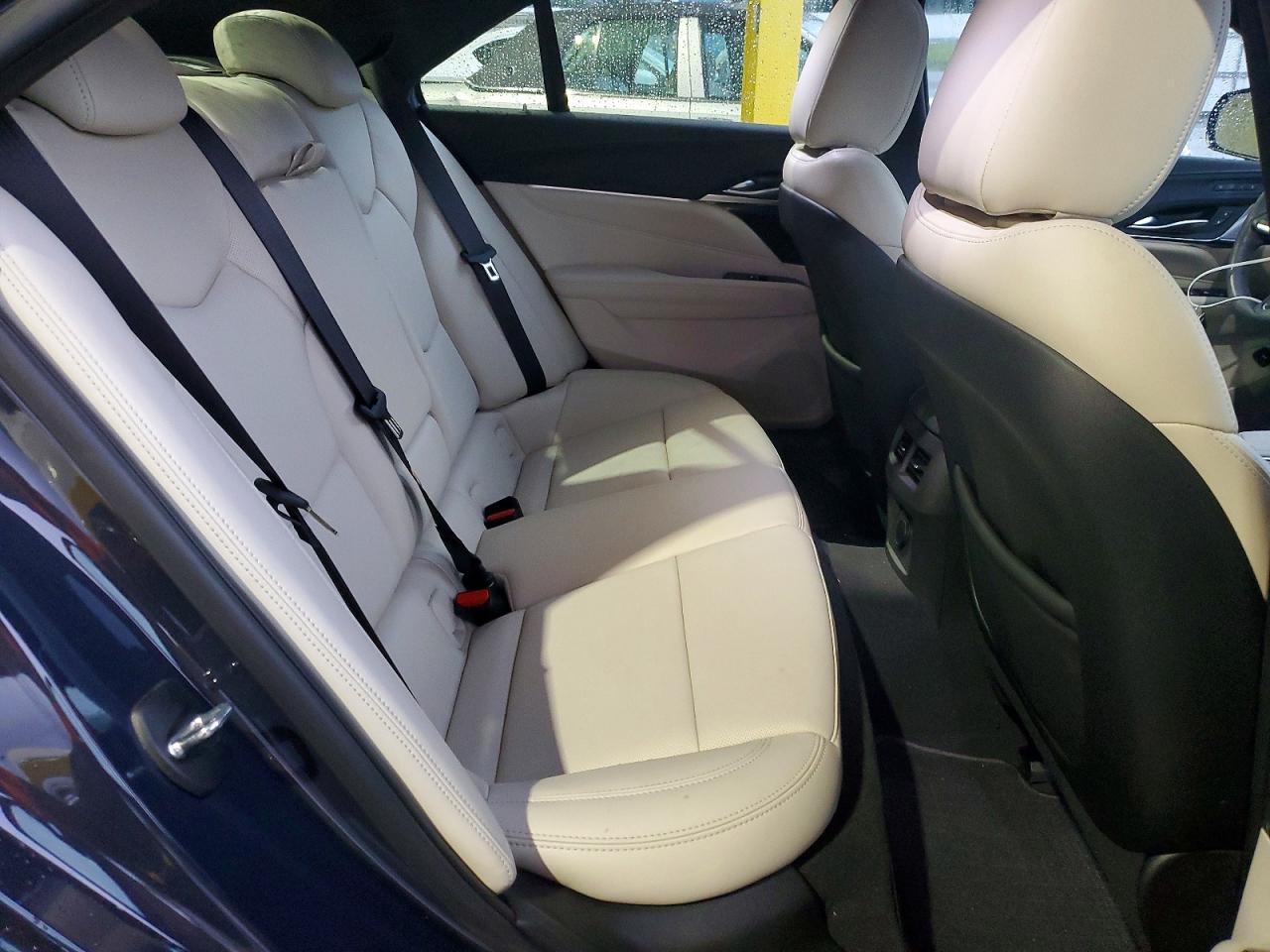 2024 Cadillac Ct4 Premium Luxury - zdjęcie 10