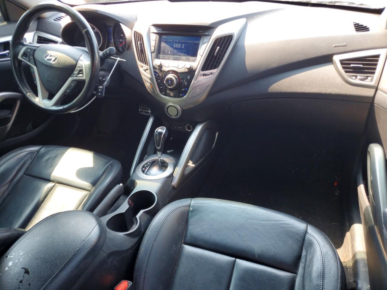 2015 Hyundai Veloster Re:flex - zdjęcie 8