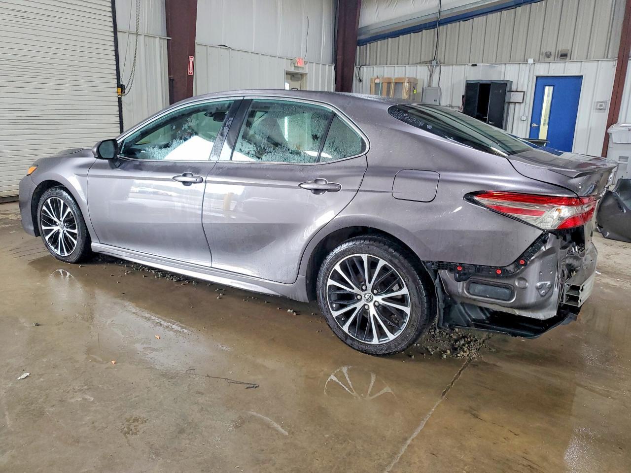 2018 Toyota Camry Se - zdjęcie 2