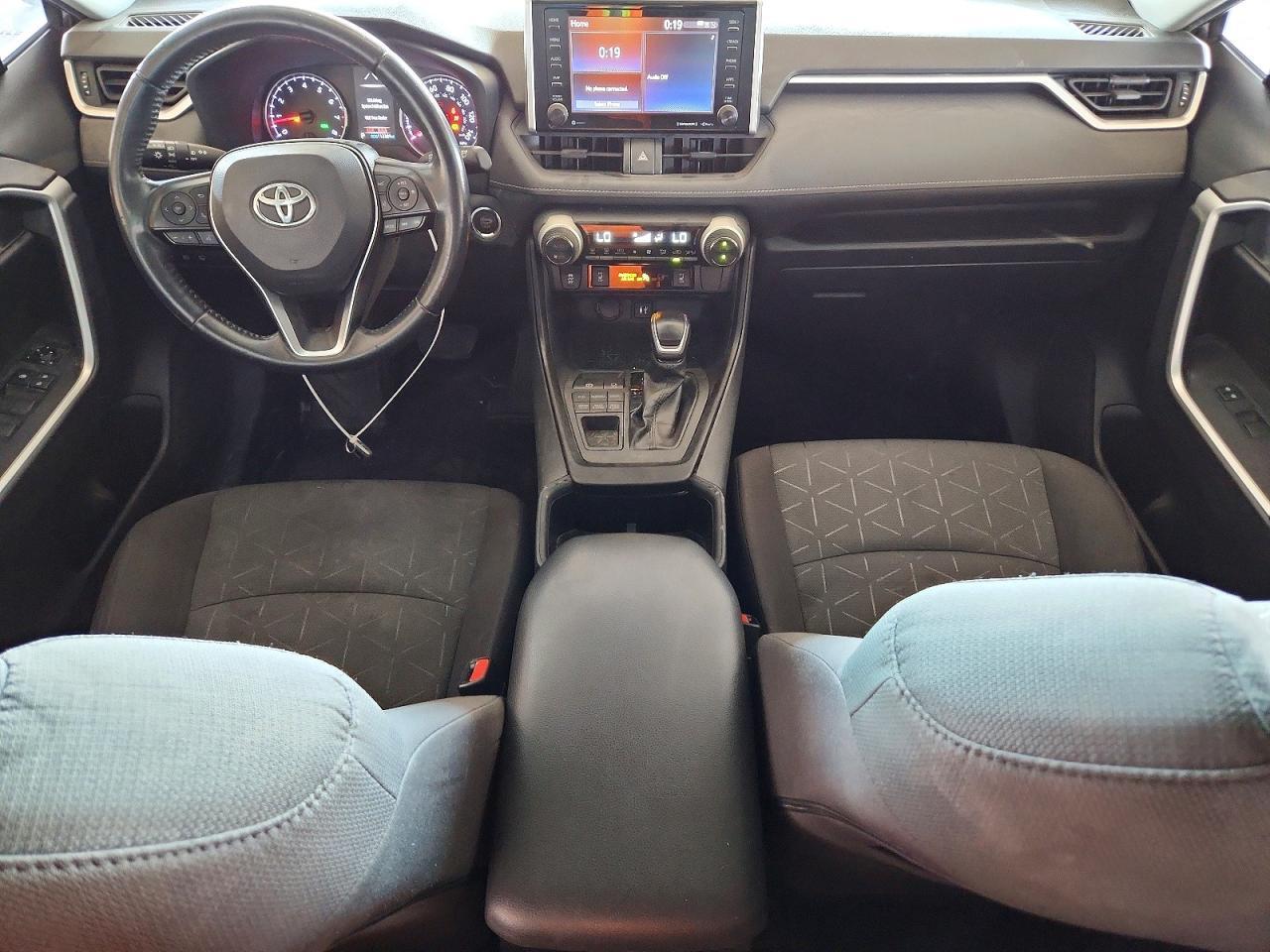 2019 Toyota Rav4 Xle - zdjęcie 9