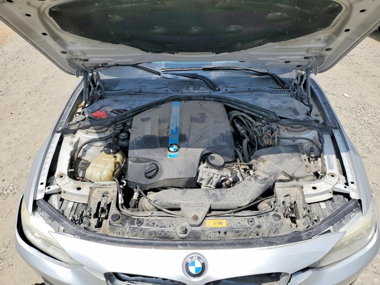 2013 BMW Activehybrid 3 - zdjęcie 11