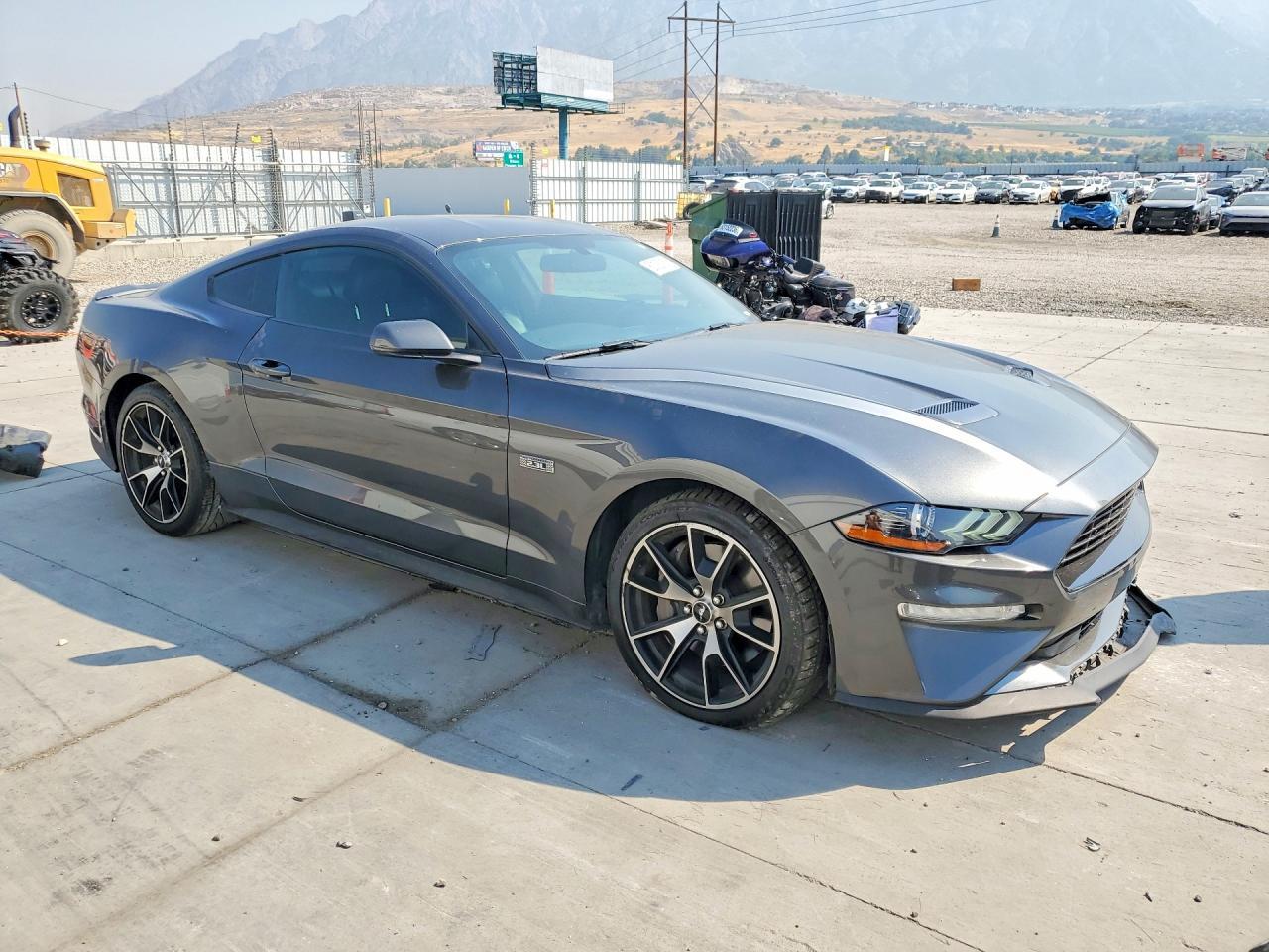 2020 Ford Mustang - zdjęcie 4