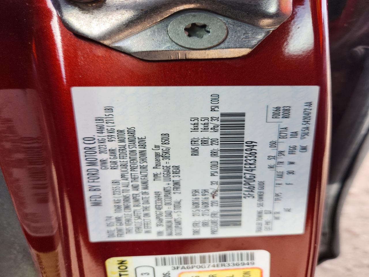 2014 Ford Fusion S - zdjęcie 12