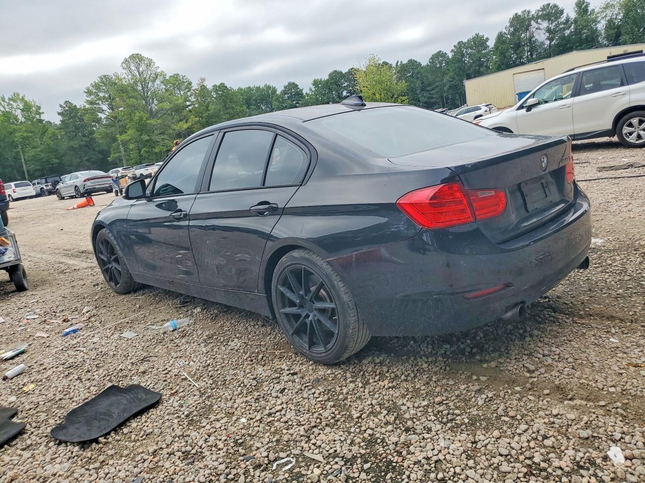 2013 BMW 335 I - zdjęcie 2