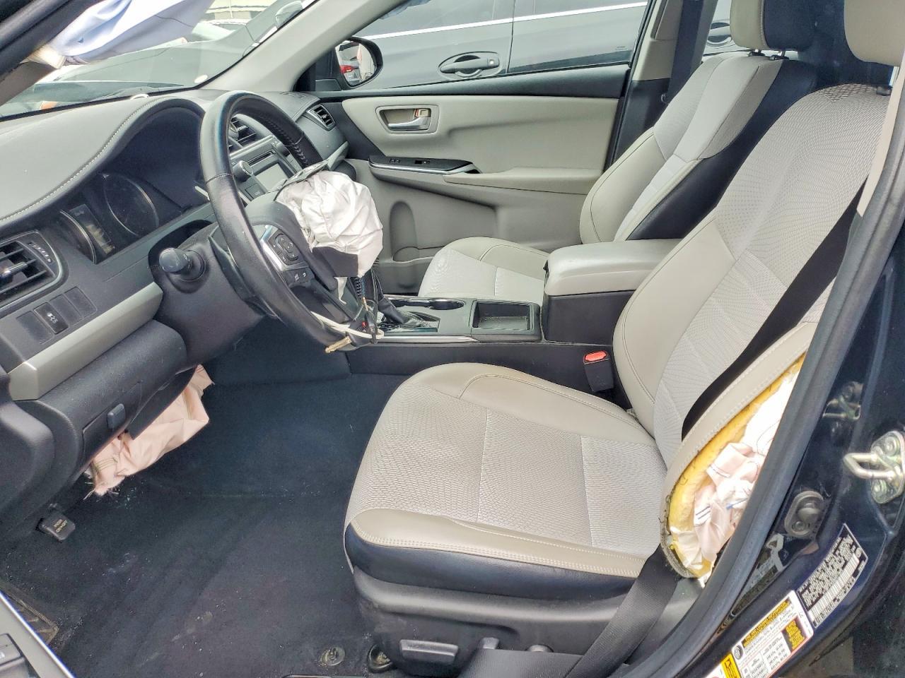 2016 Toyota Camry Se - zdjęcie 7