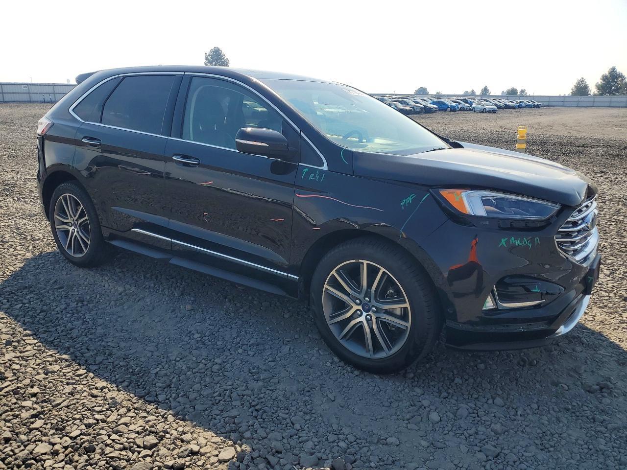 Ford Edge - zdjęcie 4