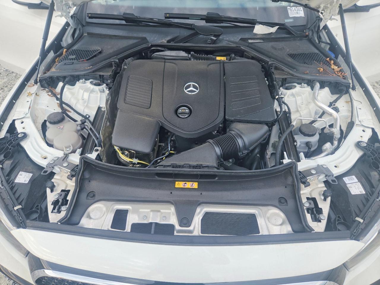 2026 Mercedes-Benz E 350 - zdjęcie 11