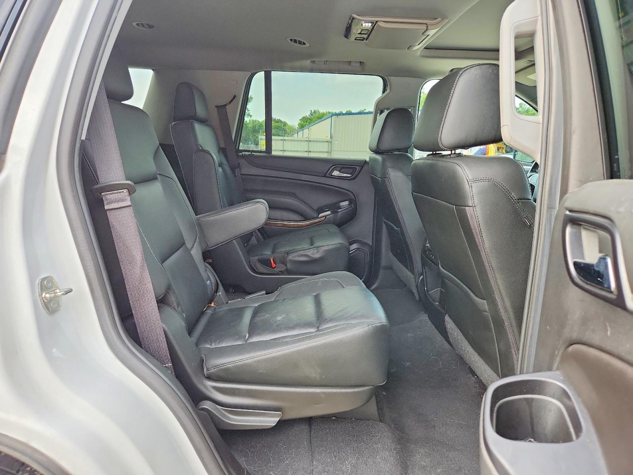2020 Chevrolet Tahoe K1500 Lt - zdjęcie 11