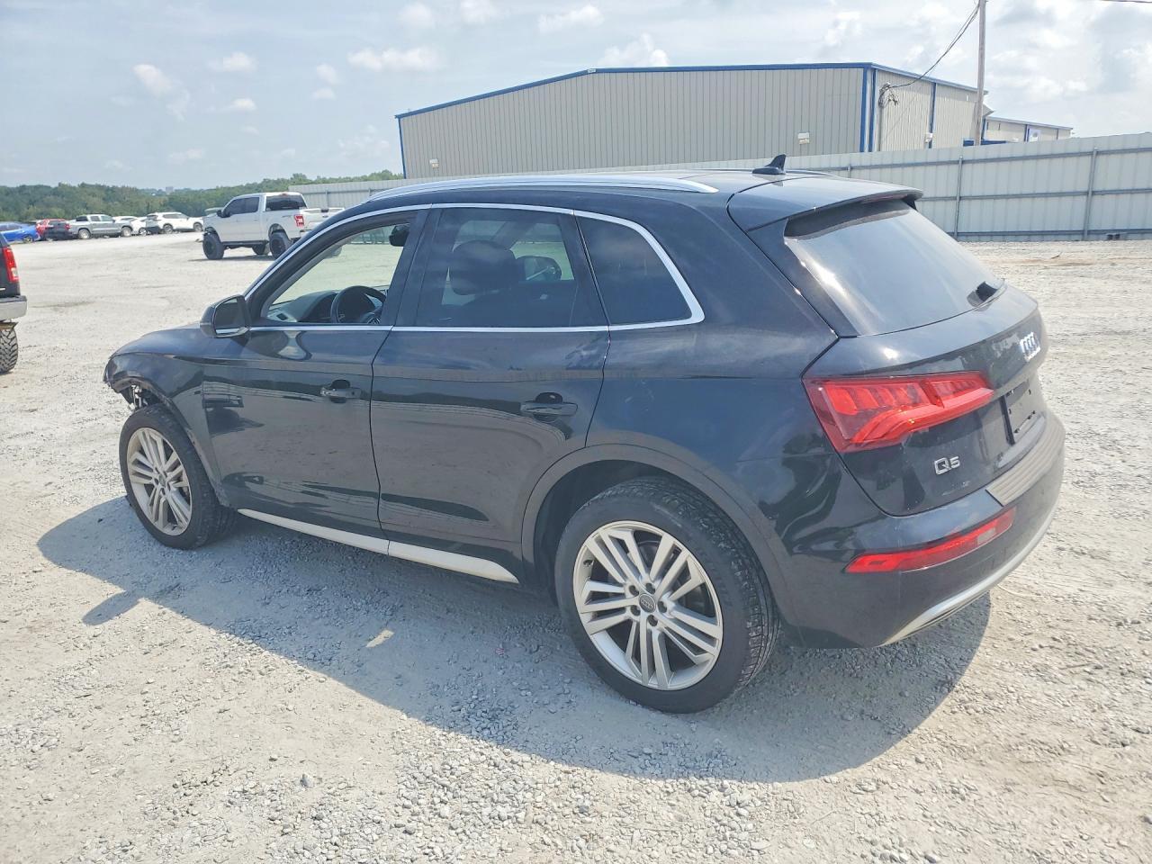 2018 Audi Q5 Premium Plus - zdjęcie 2