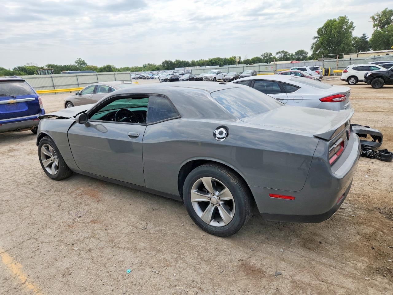 2019 Dodge Challenger Sxt - zdjęcie 2