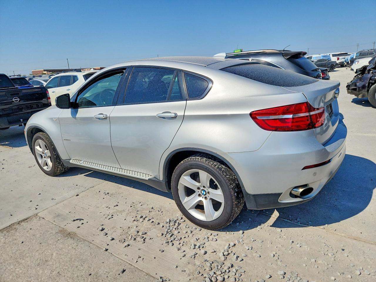 BMW X6 - zdjęcie 2