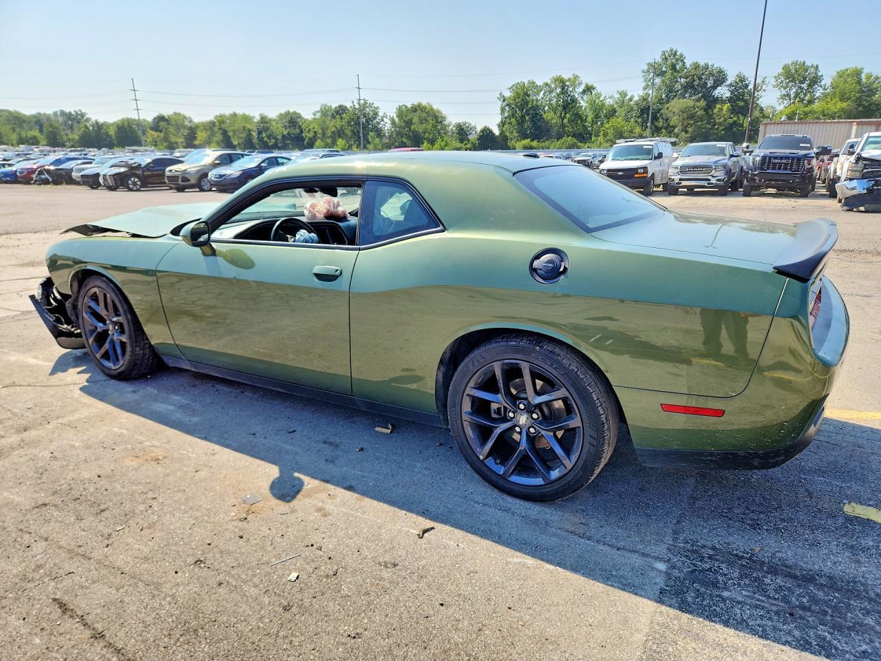 2022 Dodge Challenger Gt - zdjęcie 2