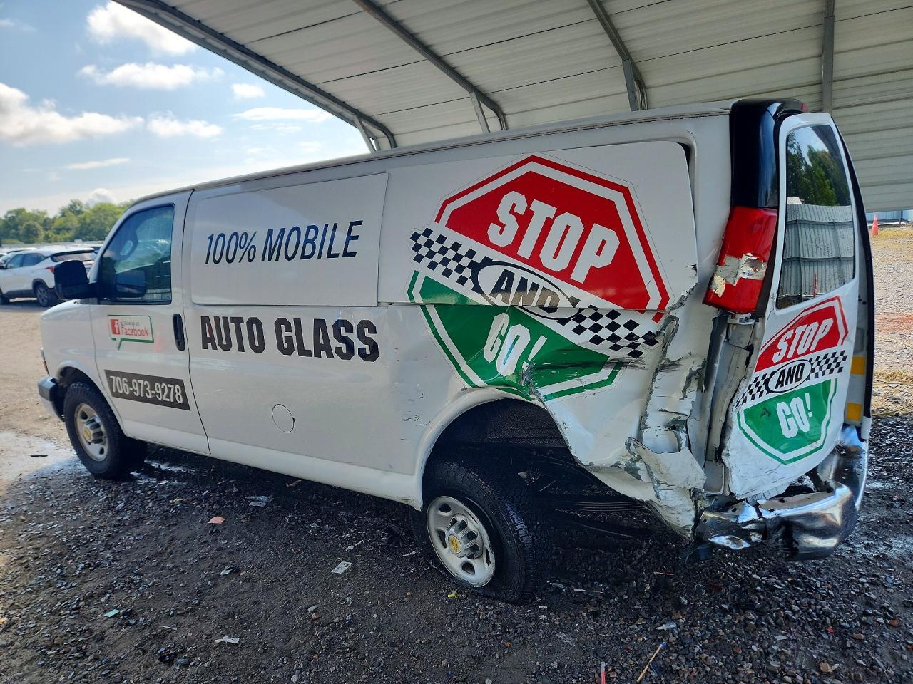 2016 Chevrolet Express G3500 - zdjęcie 2