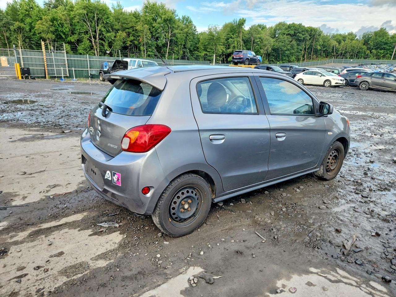 2015 Mitsubishi Mirage De - zdjęcie 3