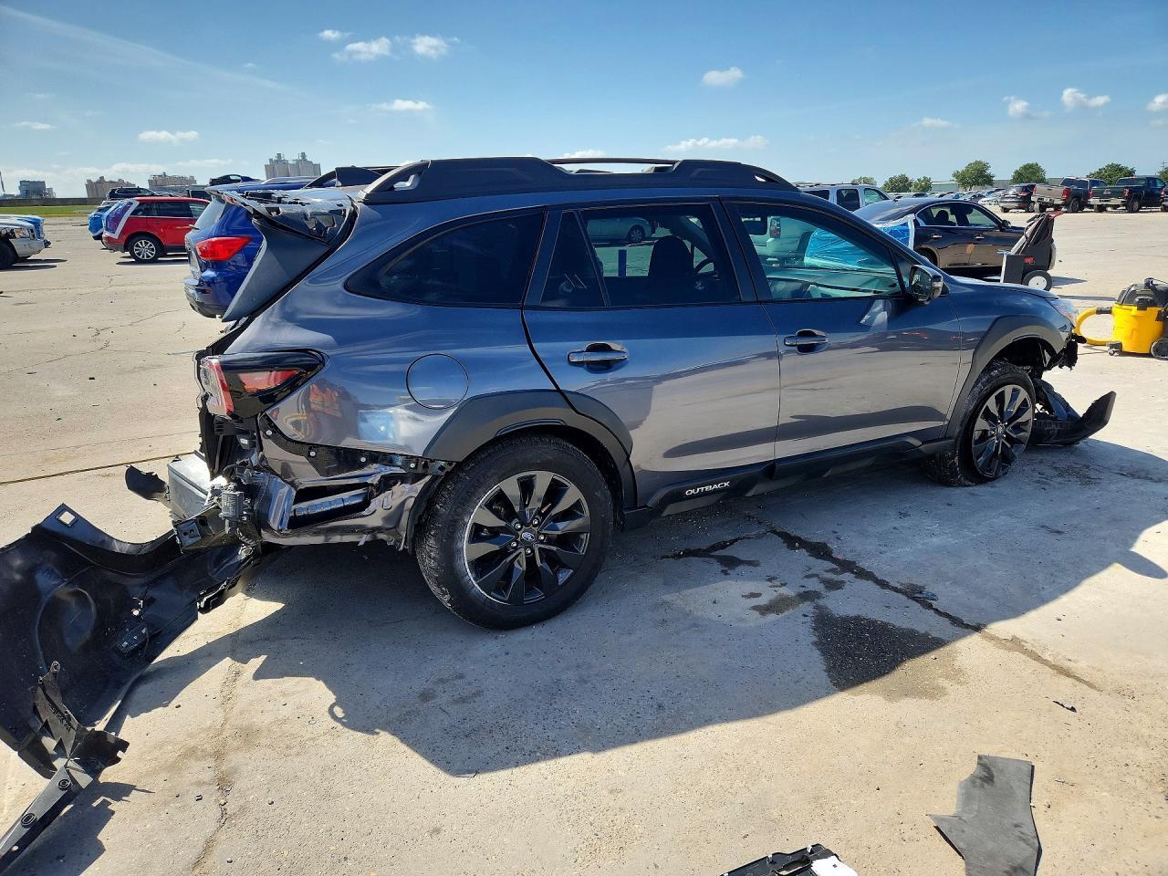 2024 Subaru Outback Onyx Edition - zdjęcie 3