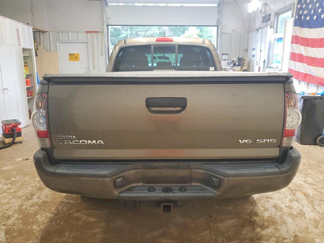 2015 Toyota Tacoma Double Cab Long Bed - zdjęcie 6
