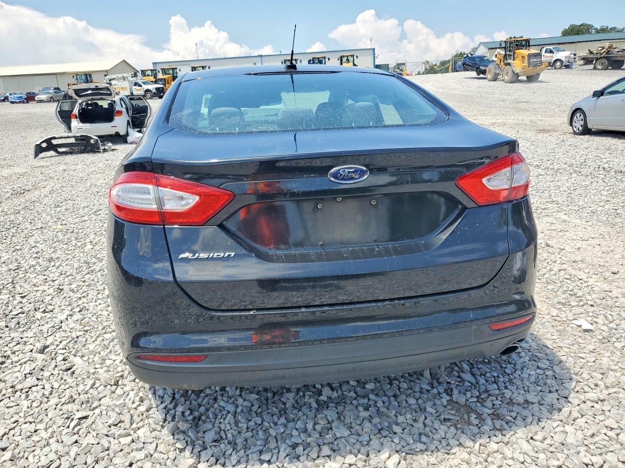 2015 Ford Fusion S - zdjęcie 6