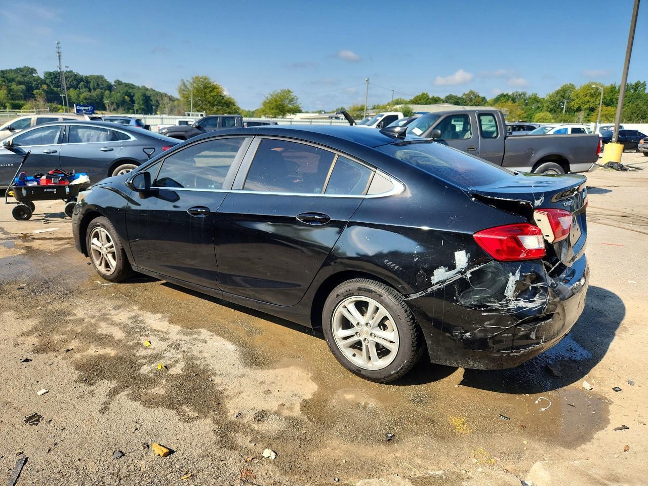 2017 Chevrolet Cruze Lt - zdjęcie 2