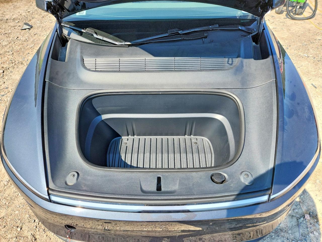 2026 Tesla Model Y - zdjęcie 12