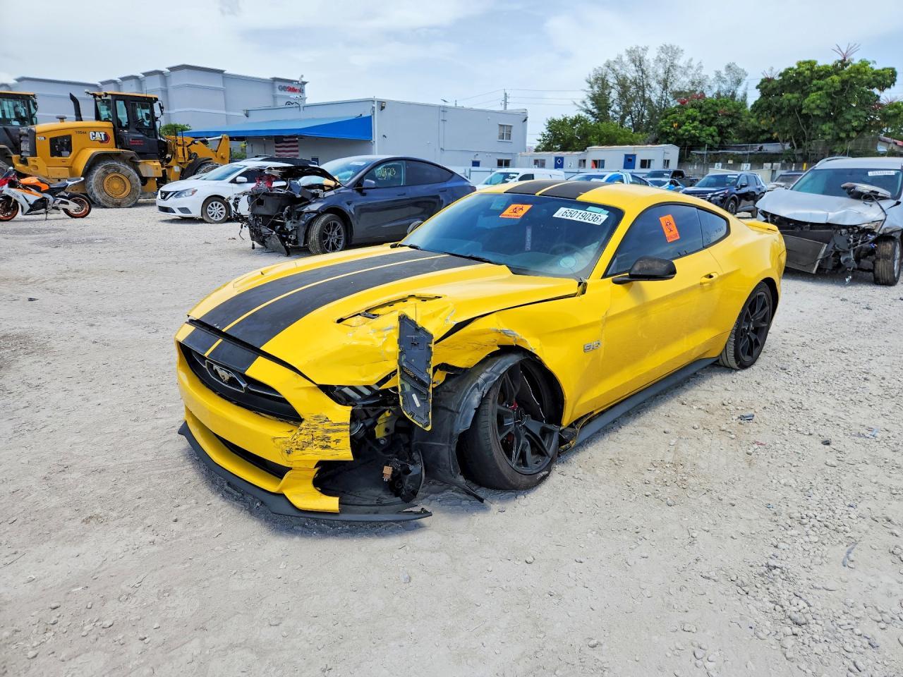 2015 Ford Mustang Gt - zdjęcie główne