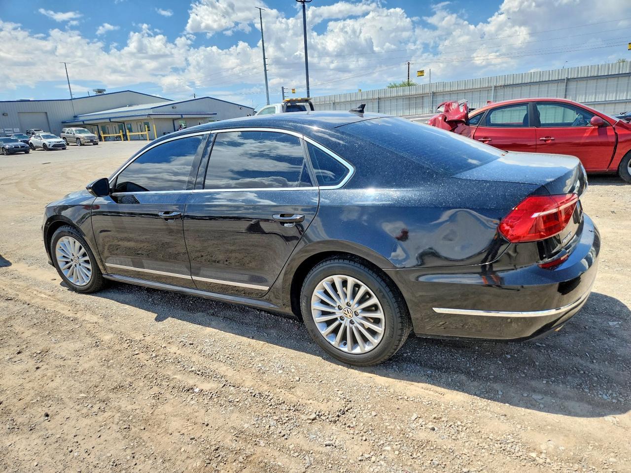2016 Volkswagen Passat Se - zdjęcie 2