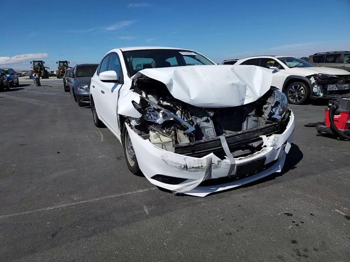2017 Nissan Sentra S - zdjęcie 13