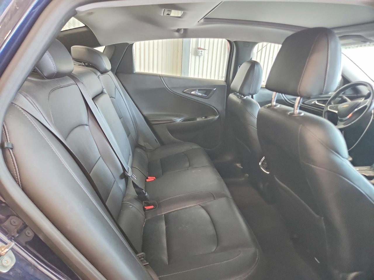 2017 Chevrolet Malibu Lt - zdjęcie 10