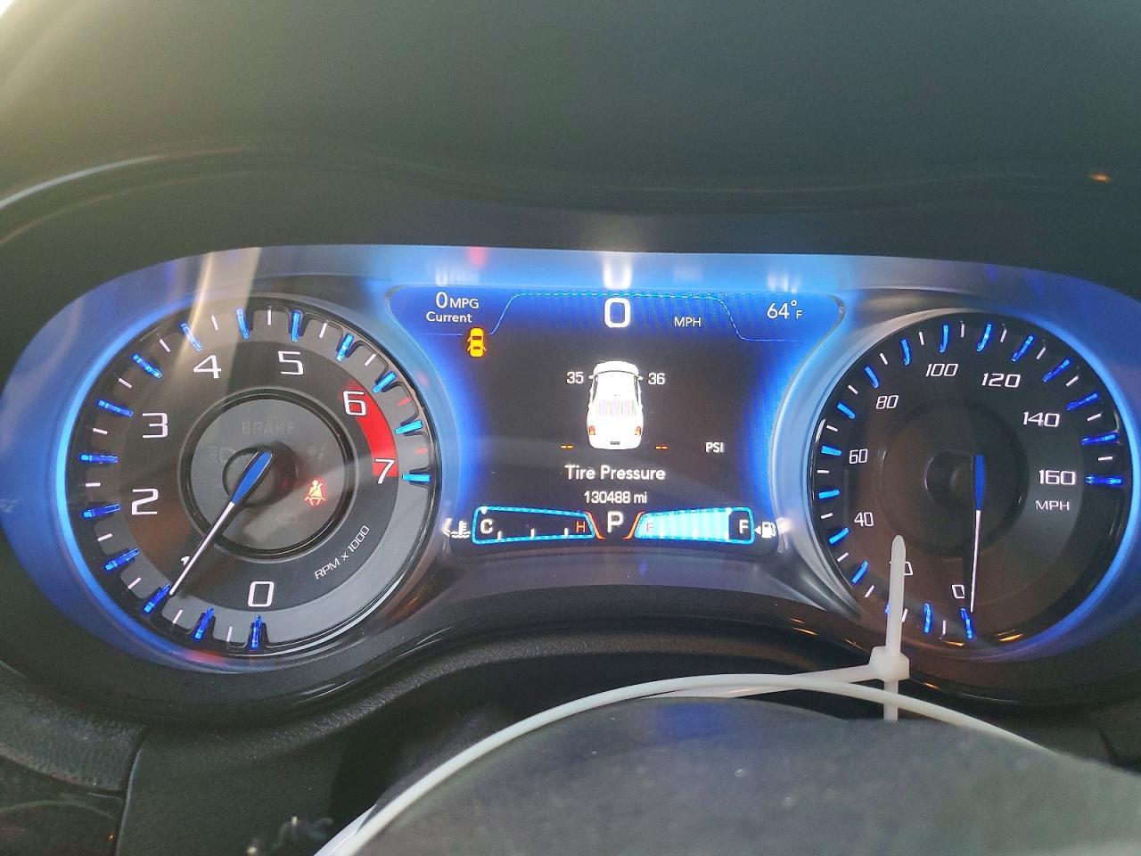 2020 Chrysler 300 S - zdjęcie 9