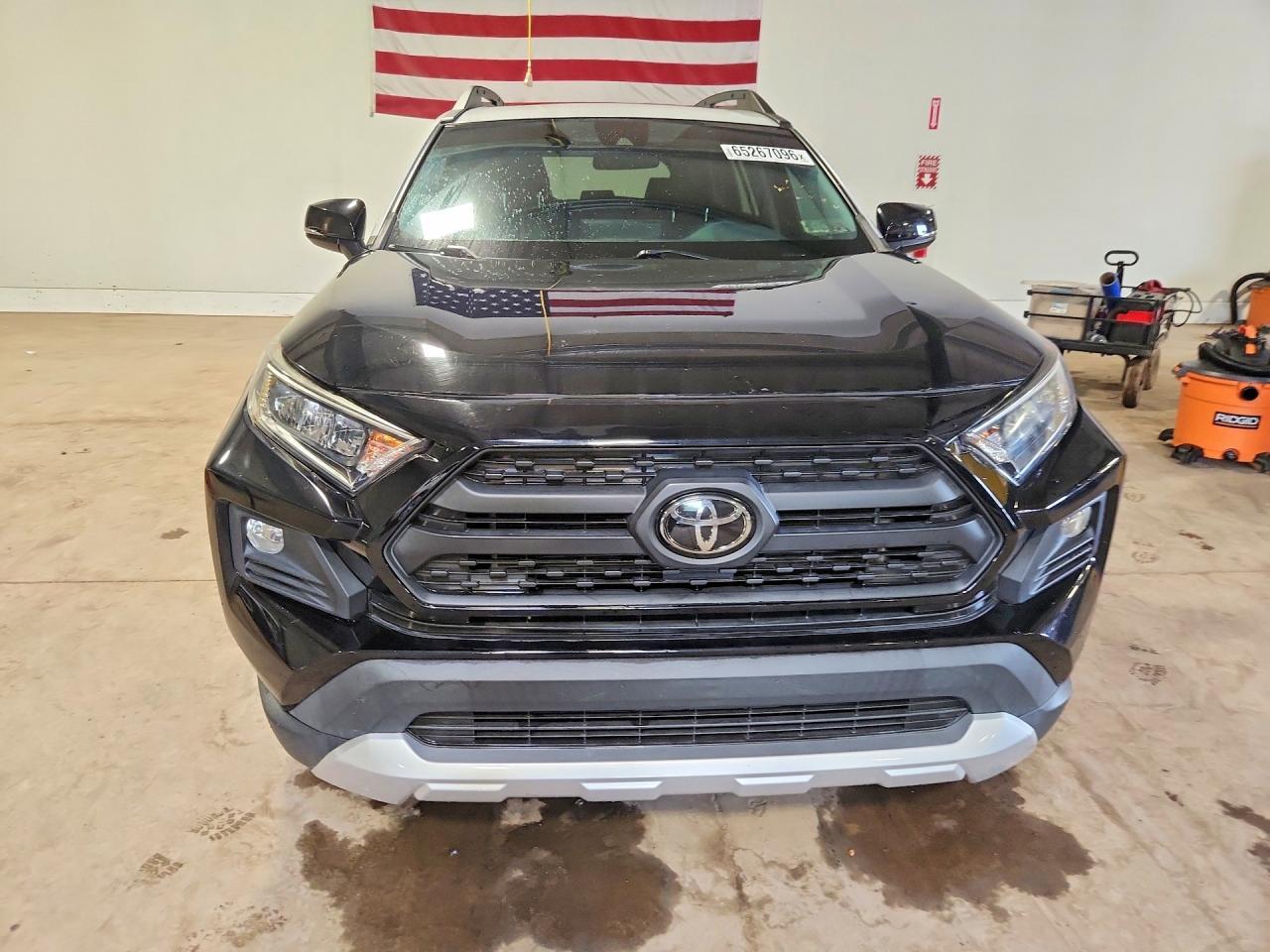 2019 Toyota Rav4 Adventure - zdjęcie 5