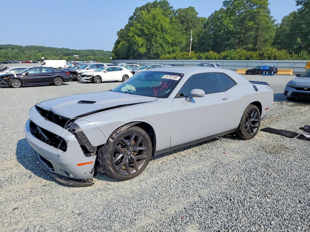 2022 Dodge Challenger Sxt - zdjęcie główne