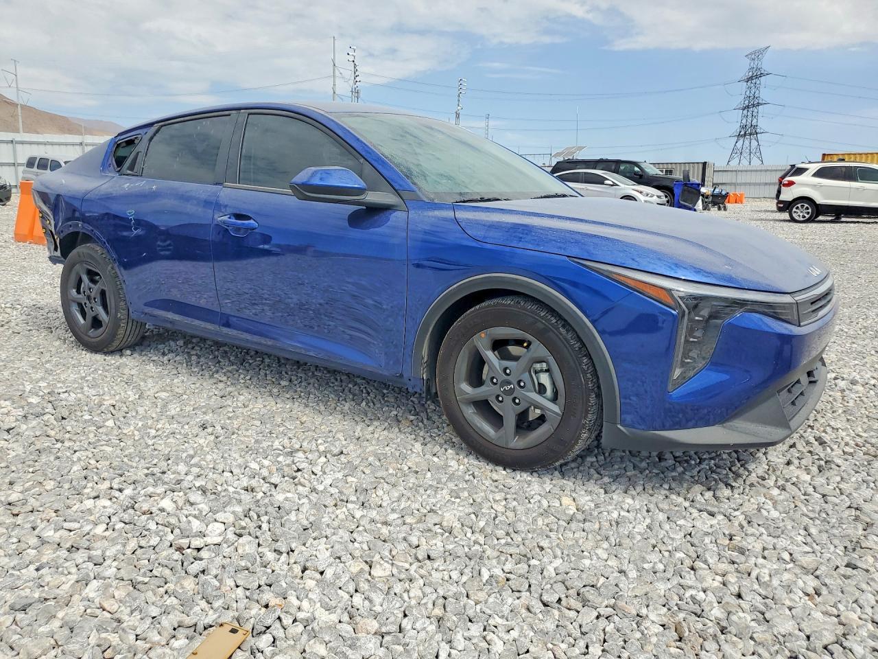 2025 Kia K4 Lxs - zdjęcie 4