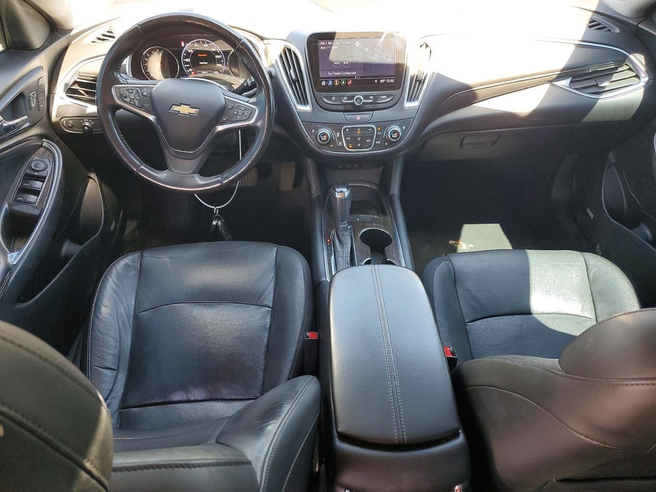 2020 Chevrolet Malibu Premier - zdjęcie 8