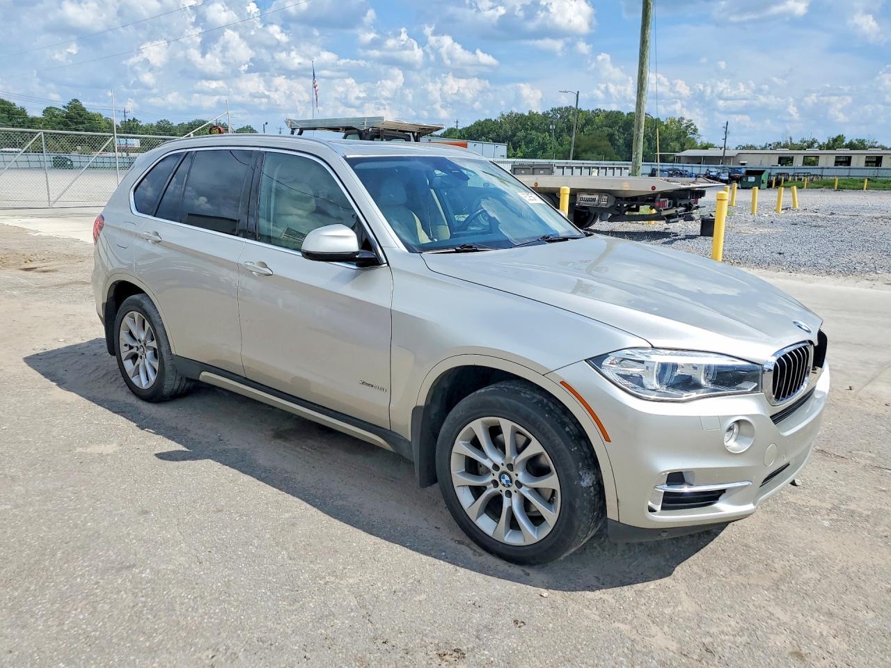 2015 BMW X5 xDrive35I - zdjęcie 4