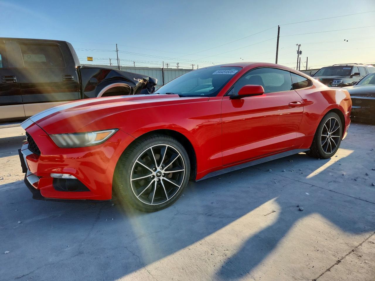 2015 Ford Mustang - zdjęcie główne
