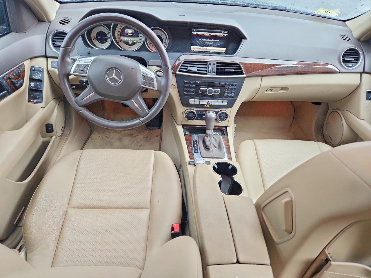 2014 Mercedes-Benz C 300 4Matic - zdjęcie 8
