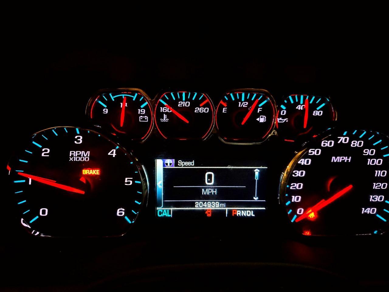 2020 Chevrolet Suburban K1500 Lt - zdjęcie 9