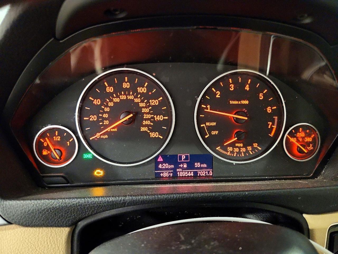 2013 BMW 320 I xDrive - zdjęcie 9